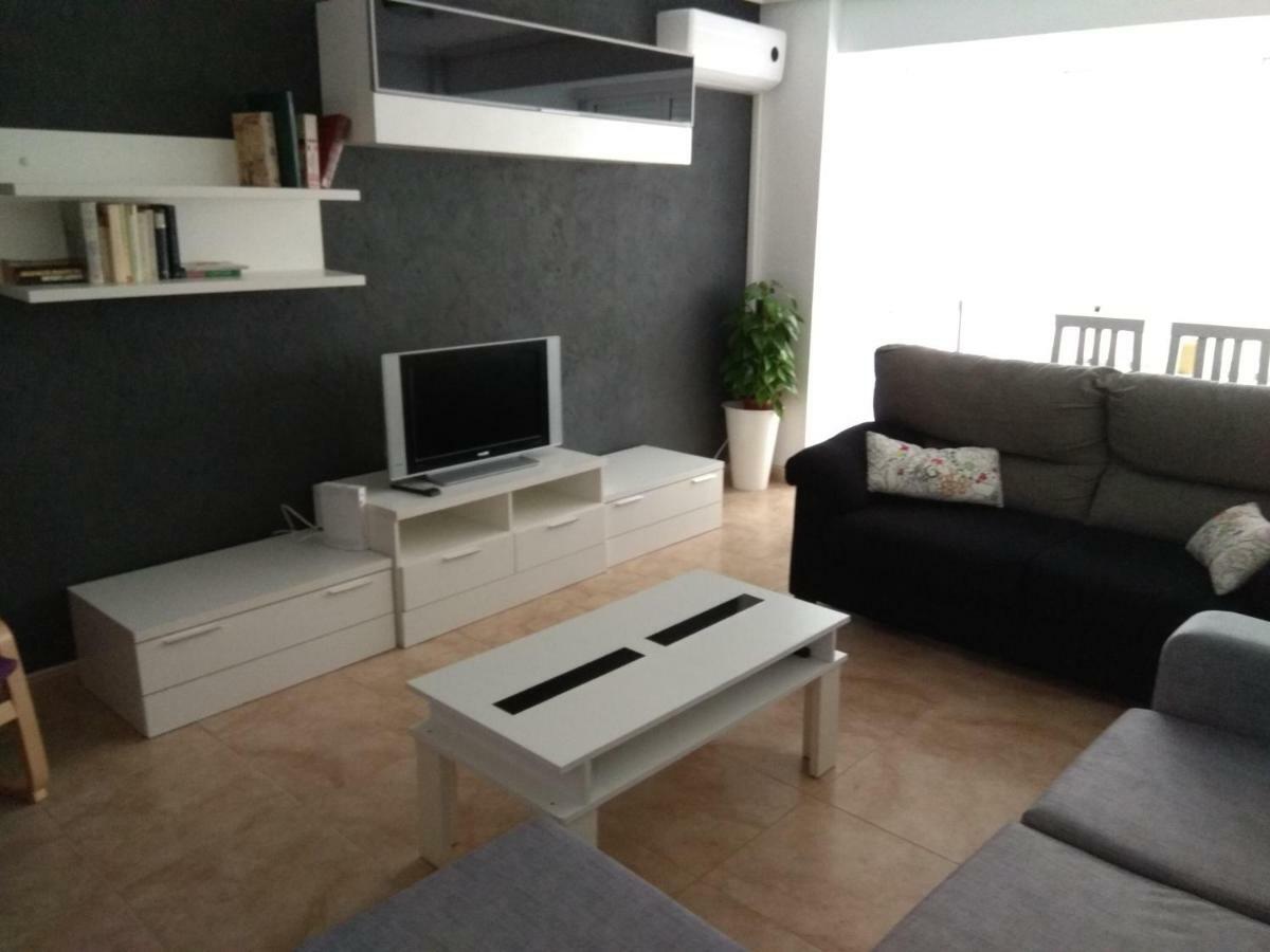 Piso Almeria Playa ภายนอก รูปภาพ